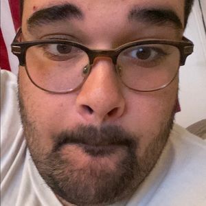 Meet your Posher, Hafeez